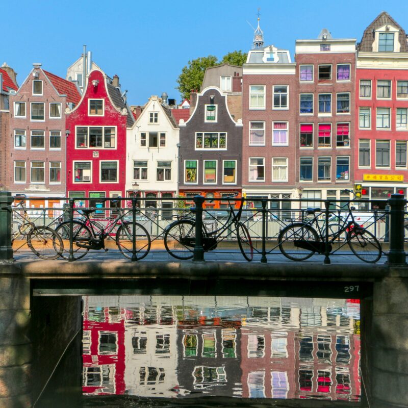 Amsterdami kanalimajad tootefoto taustaks